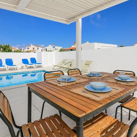 Holiday home Izarenar